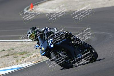 media/Sep-21-2025-TrackDaz (Sun) [[277c75b276]]/C Group/1140pm (Turn 3)/